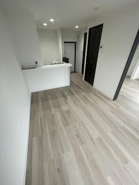 物件内観写真3　( )