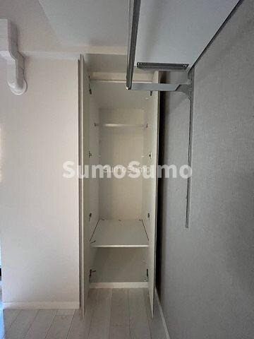 物件内観写真24　(大きなスペースがあり、収納には困りません)