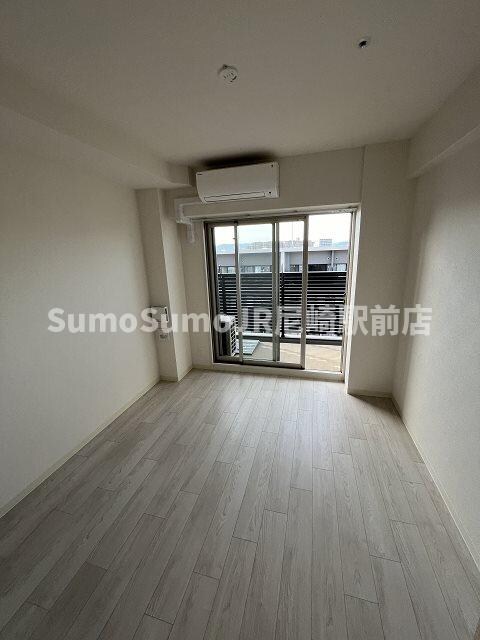 物件内観写真4　(ゆったり過ごせるリビングです)