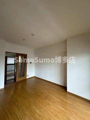 物件内観写真18　(使いやすい居間です)