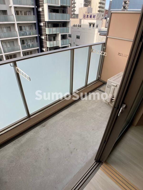 物件内観写真13　(外からの目が気にならないバルコニーで洗濯物が干せます)