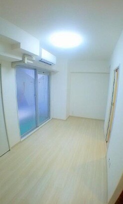 物件内観写真4　(使いやすいリビングです)