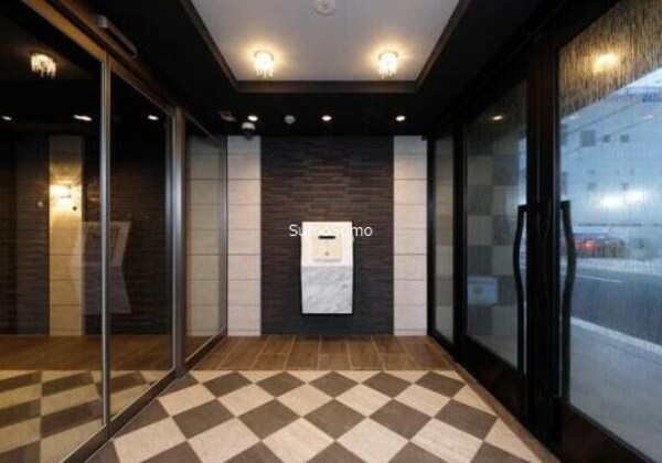 エントランス(建物の内部です)