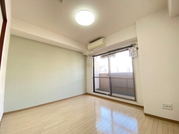 寝室(開放的な寝室です)