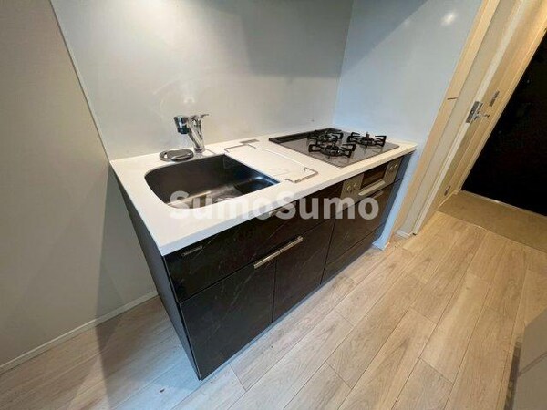 キッチン(コンパクトなキッチンで掃除もラクラク)