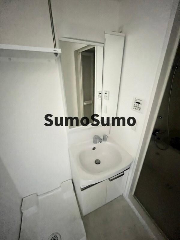 洗面・脱衣所(明るい洗面所です)