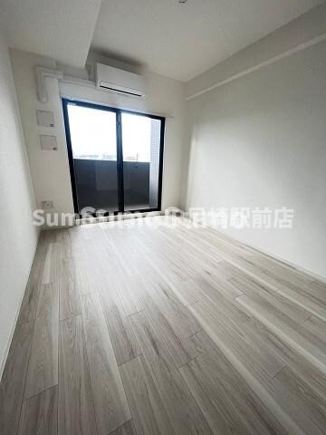 物件内観写真9　(ゆったりとしたリビングです)