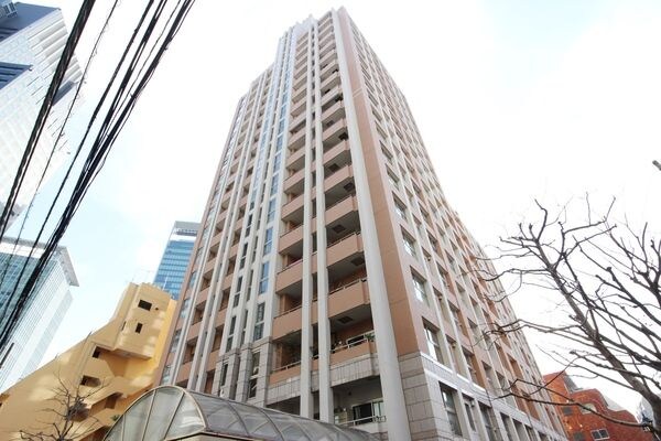 ファミール新宿グランスィートタワーの物件外観写真