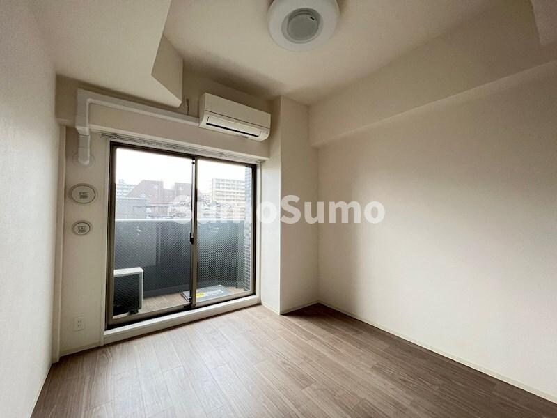 物件内観写真9　(ゆったり過ごせる居間です)