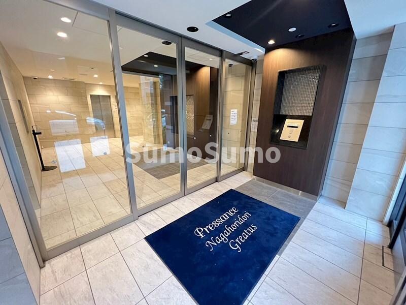 物件外観写真3　(落ち着いた雰囲気の外観です)