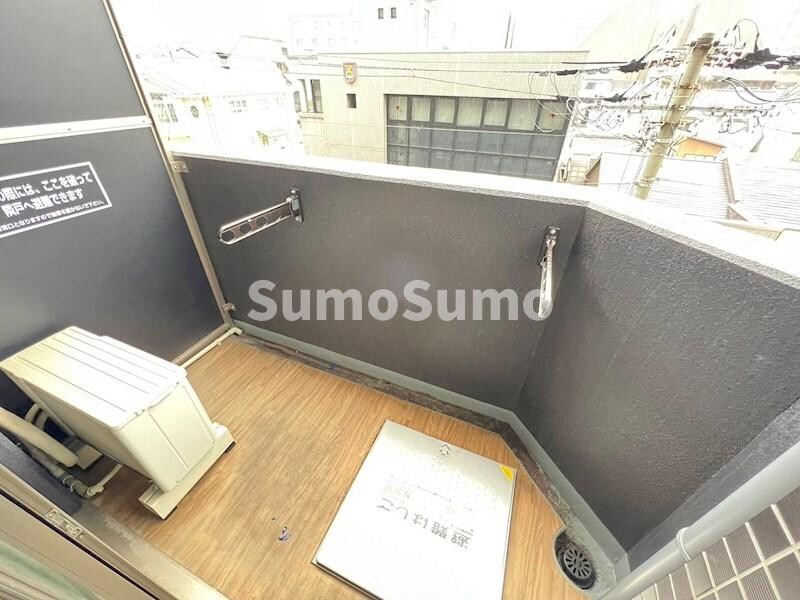 物件内観写真13　(バルコニー付きです)