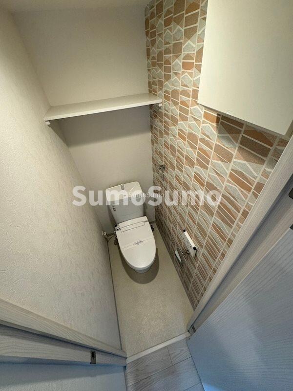 物件内観写真13　(落ち着いたトイレです)