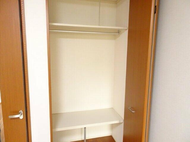 物件内観写真8　( )