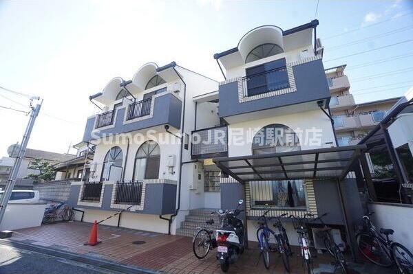 物件外観写真2　(外観もきれいです)