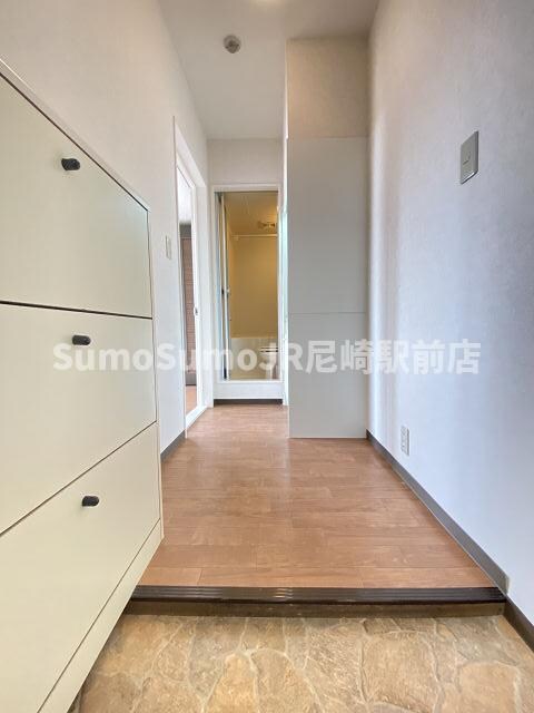 物件内観写真3　(玄関です)