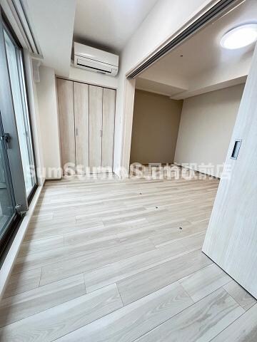 物件内観写真3　(ゆったりとしたリビングです)