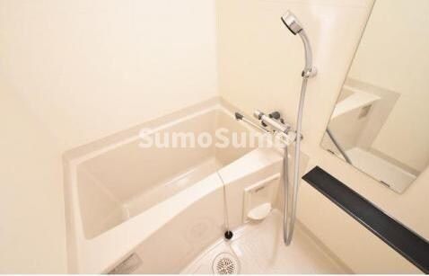 物件内観写真8　(きれいなお風呂です)