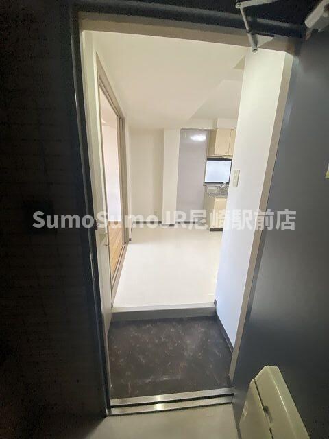 物件内観写真4　(毎日通る玄関はこちらです)