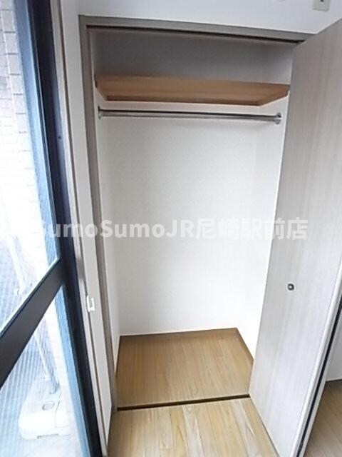 物件内観写真14　(便利な収納スペースです)