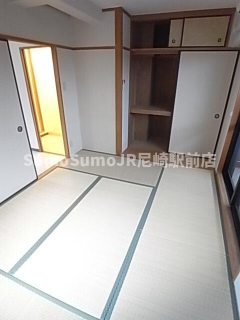 物件内観写真26　(和室ならではの温かな和の空間で寛ぎの時間を過ごせます)