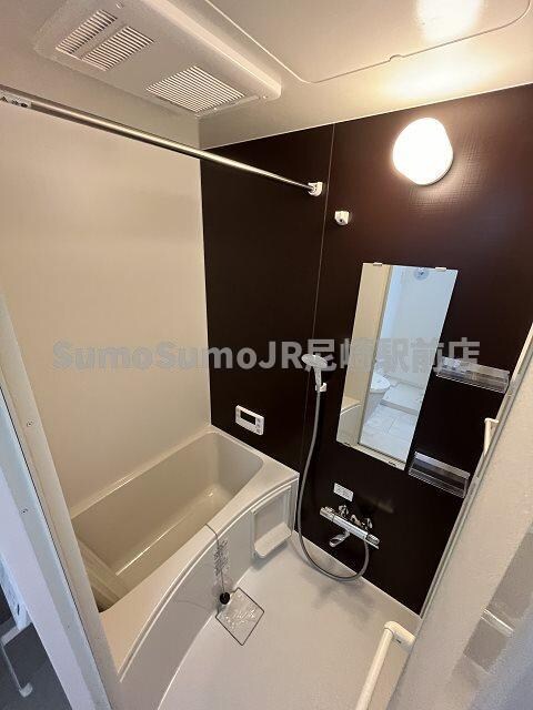 物件内観写真7　(きれいなお風呂です)