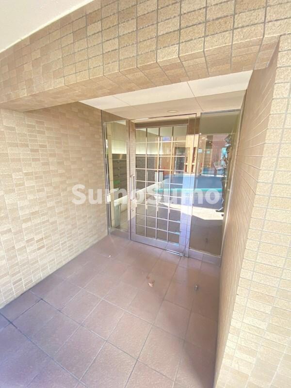 物件外観写真2　(エントランスです)