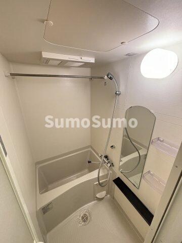 物件内観写真8　(お風呂です)