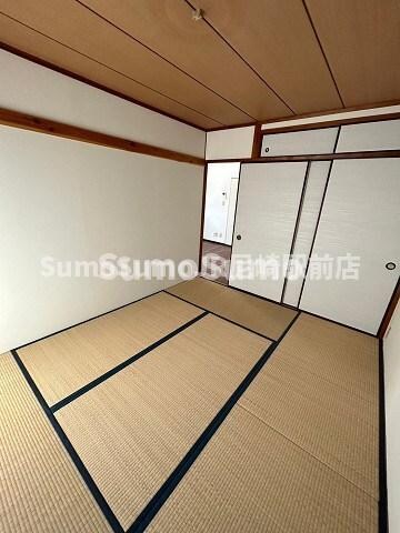 物件内観写真21　(明るい和室です)