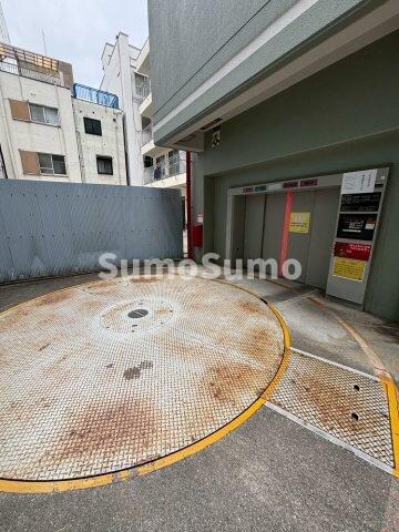 物件外観写真5　(カースペースがあります)