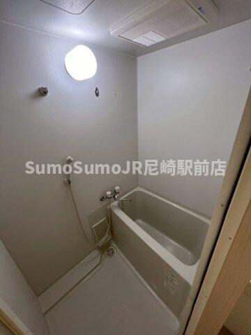 物件内観写真6　(きれいなお風呂です)