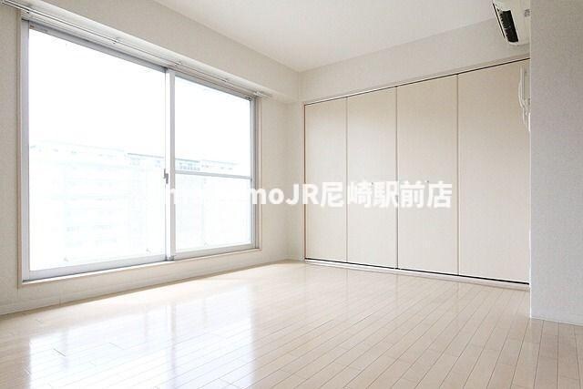 物件内観写真18　(使いやすい居間です)