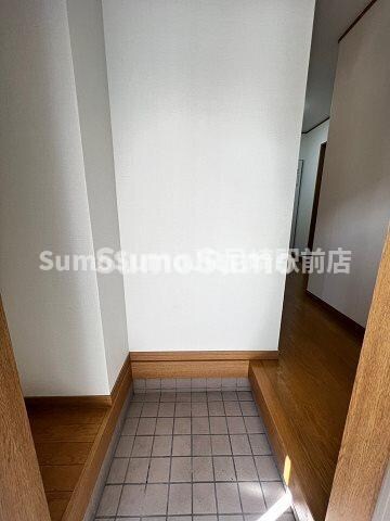 物件内観写真3　(玄関です)