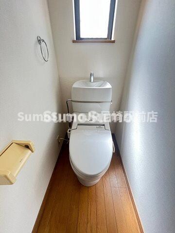 物件内観写真10　(トイレもきれいです)