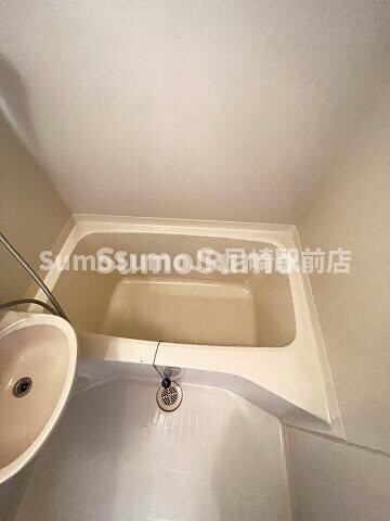 物件内観写真17　(コンパクトで使いやすいお風呂です)