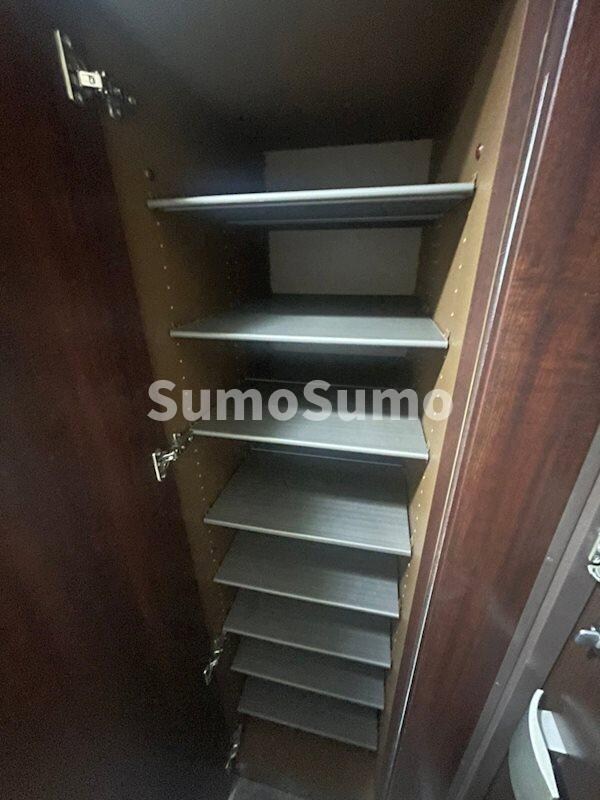 物件内観写真20　(収納のためのスペースです)