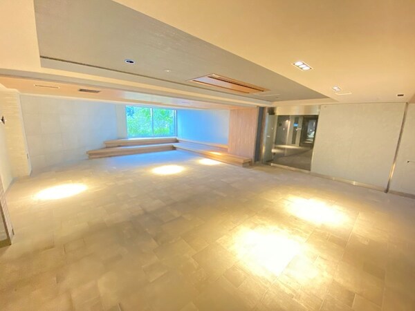 ロビー・ラウンジ