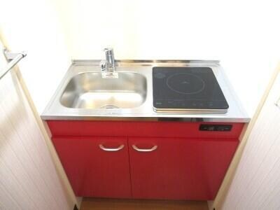 物件内観写真3　(別号室の写真を使用しています )