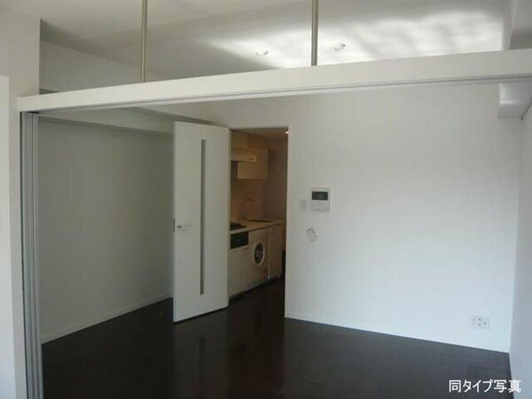 居室( )