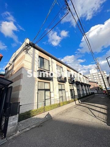 物件外観写真1　(外観もきれいです)