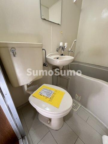 物件内観写真8　(トイレも気になるポイント)