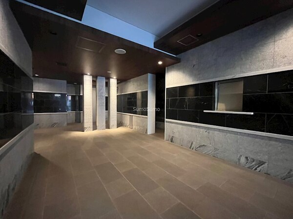 ロビー・ラウンジ(毎日通るロビーはこのようになっています)