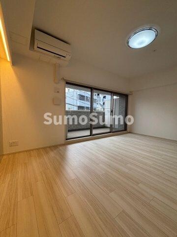 物件内観写真22　(使いやすいリビングです)