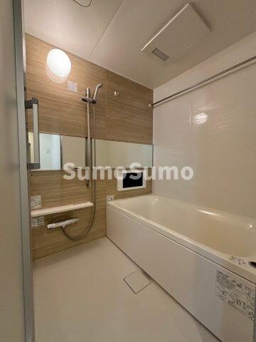 物件内観写真23　(コンパクトで使いやすいお風呂です)