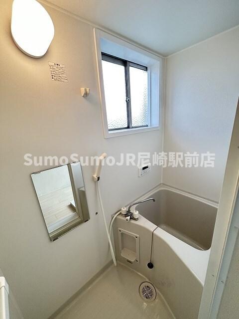 物件内観写真8　(お風呂です)