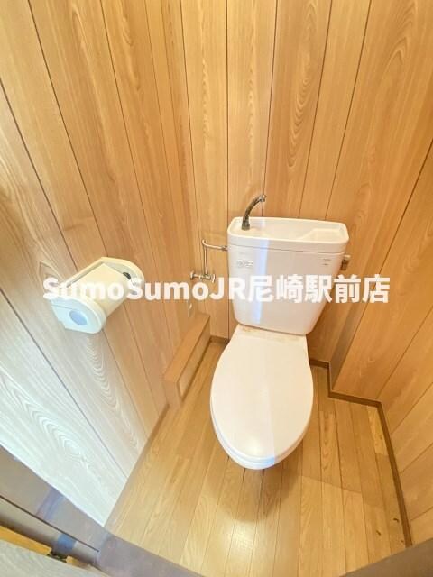 物件内観写真10　(コンパクトで使いやすいトイレです)