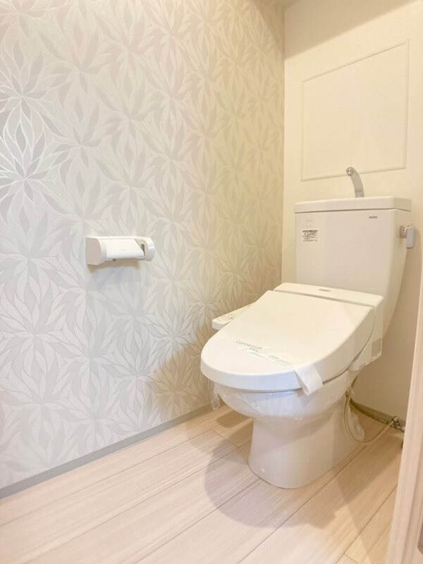 物件内観写真9　(コンパクトで使いやすいトイレです)