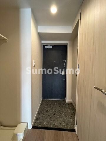 物件内観写真5　(落ち着いた玄関です)