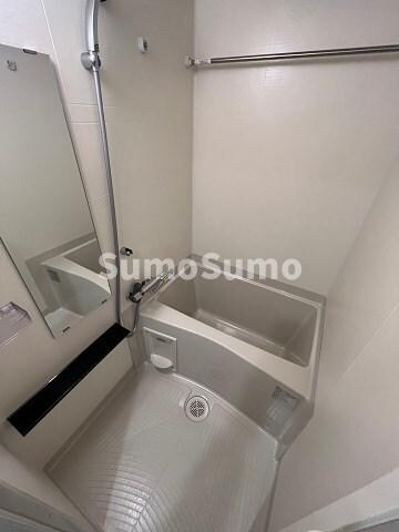 物件内観写真9　(日々の疲れを癒すお風呂付です)