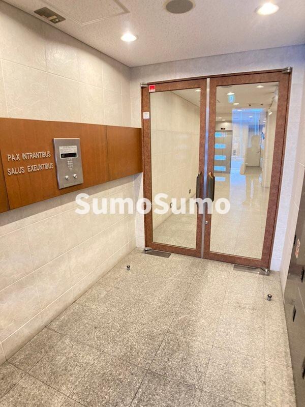 物件外観写真2　(毎日通るエントランスはこのようになっています)