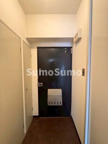 物件内観写真18　(落ち着いた玄関です)